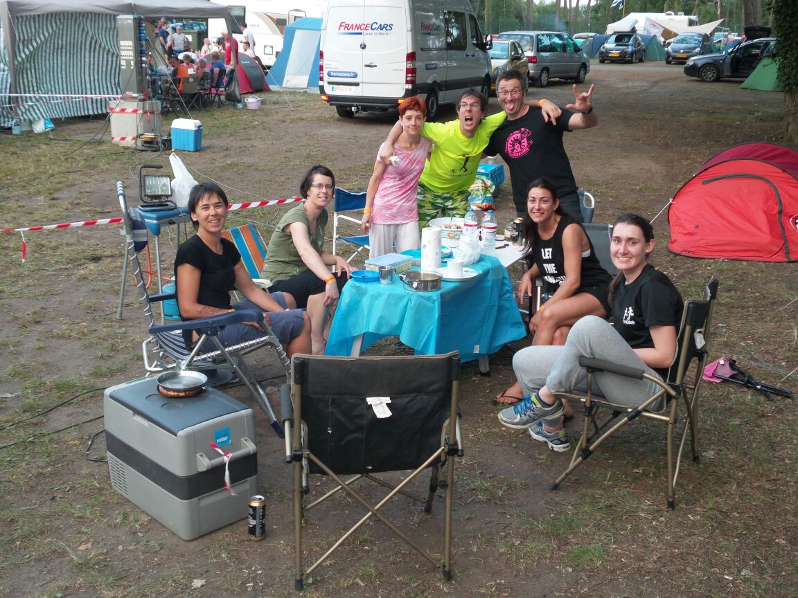 Los equipos de PatinEskola en el Camping